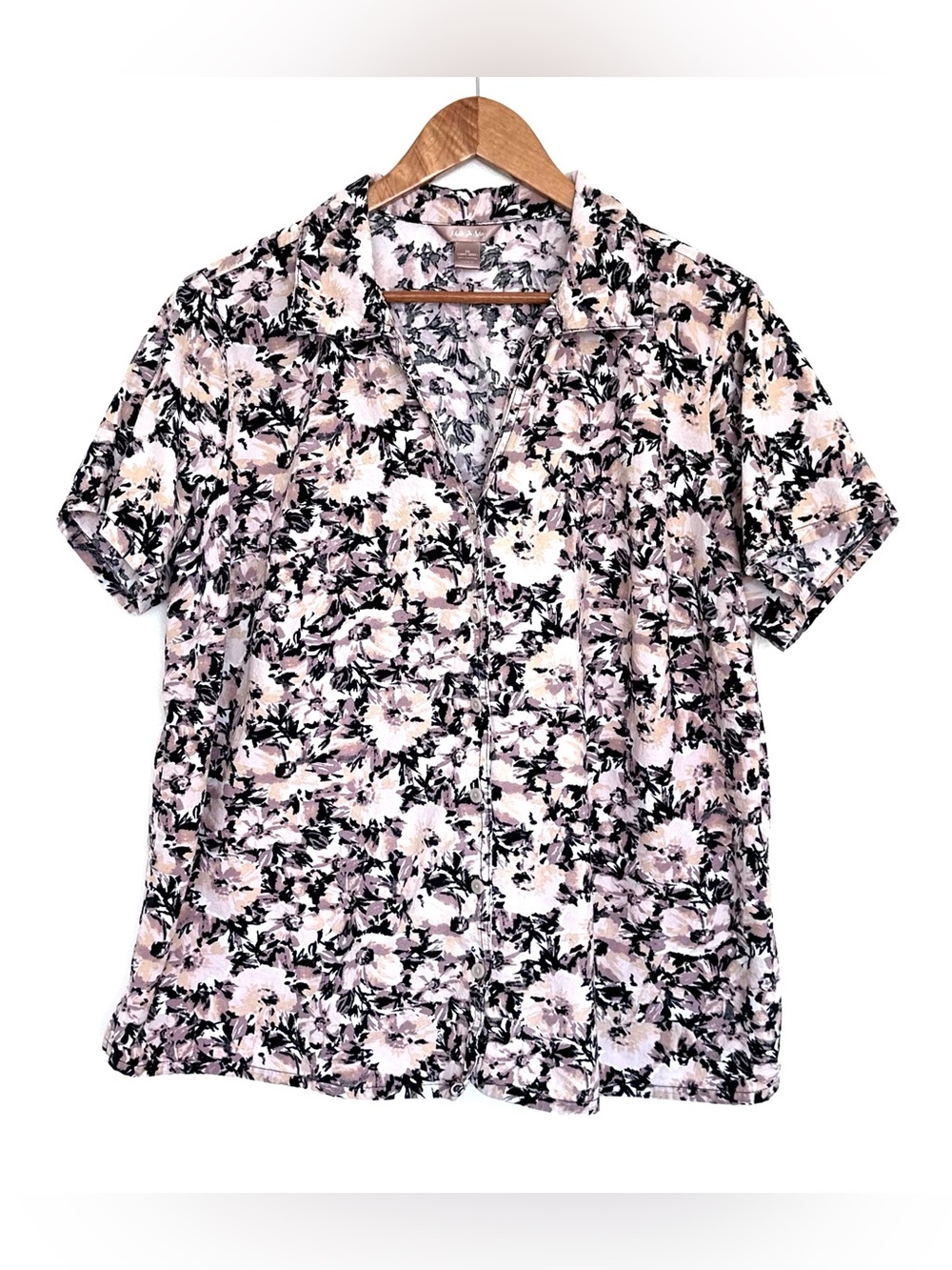 White Stag Plus Shirt Women’s 2X Floral Cotton Short Sleeve Button Down Collared